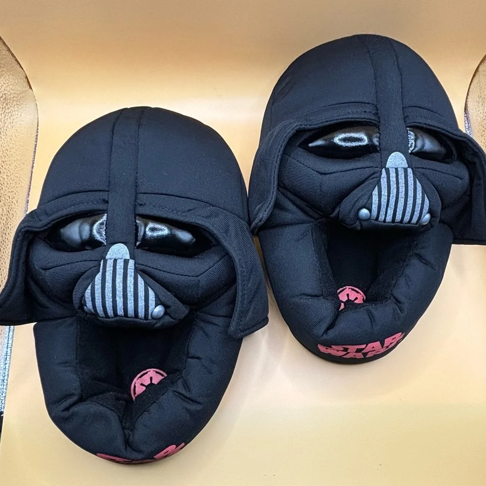 Star Wars Youth Dark‎ Vader Slippers Size 1-2 M